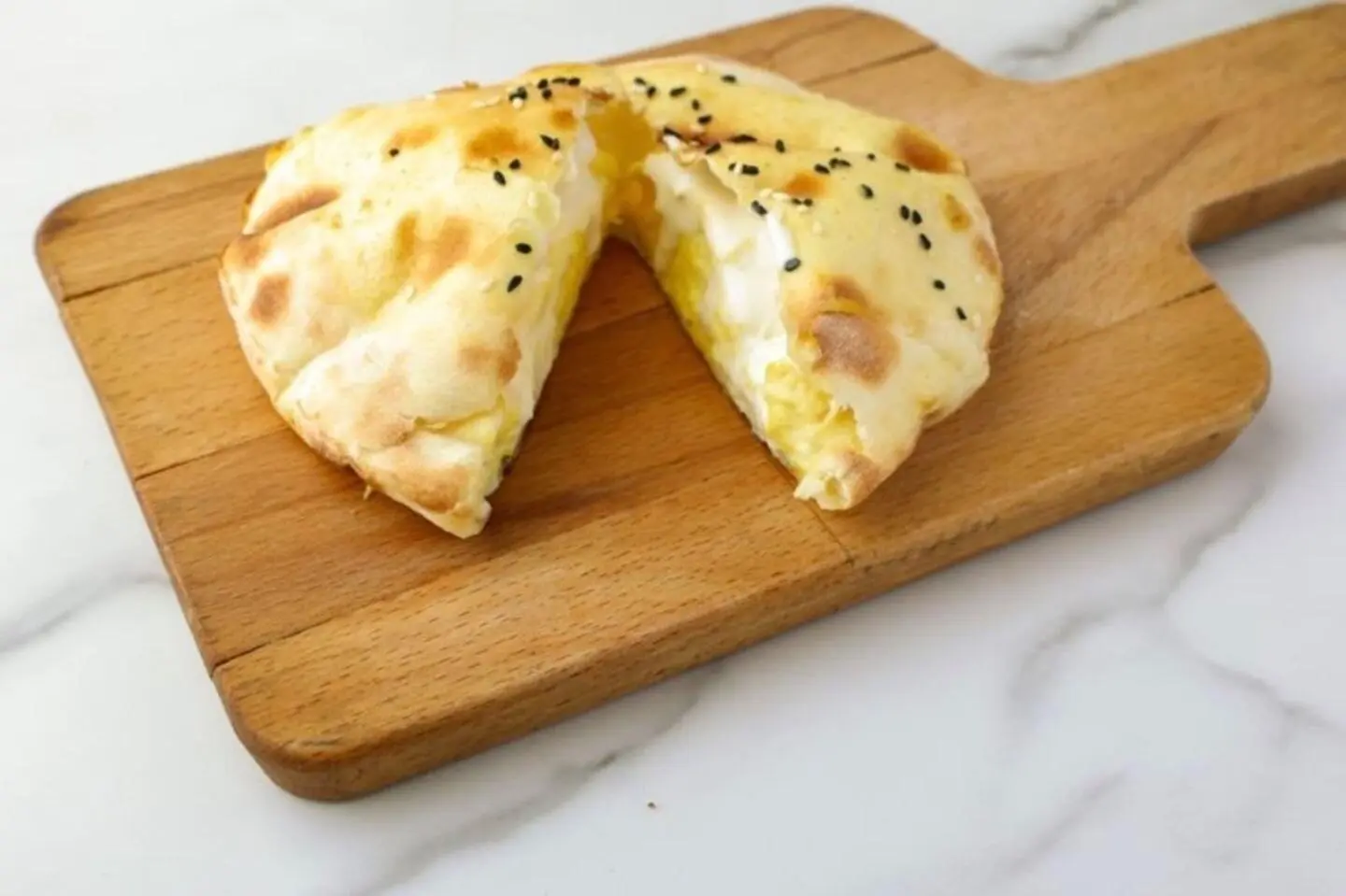 جبن بيض - وسط