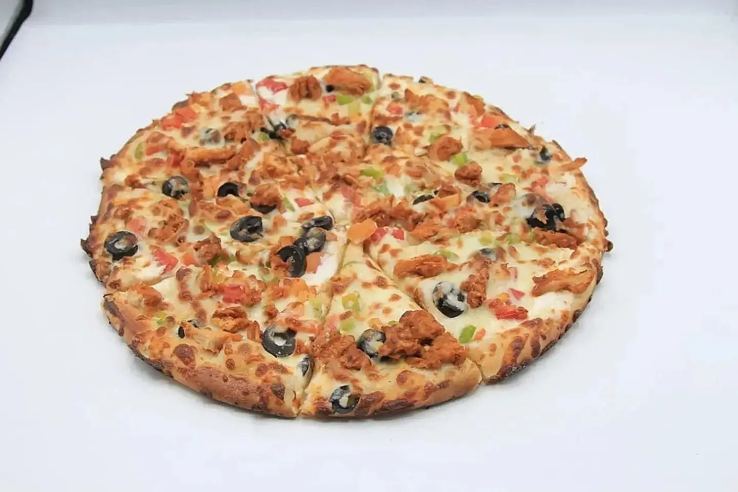 Chicken Pizza - Medium