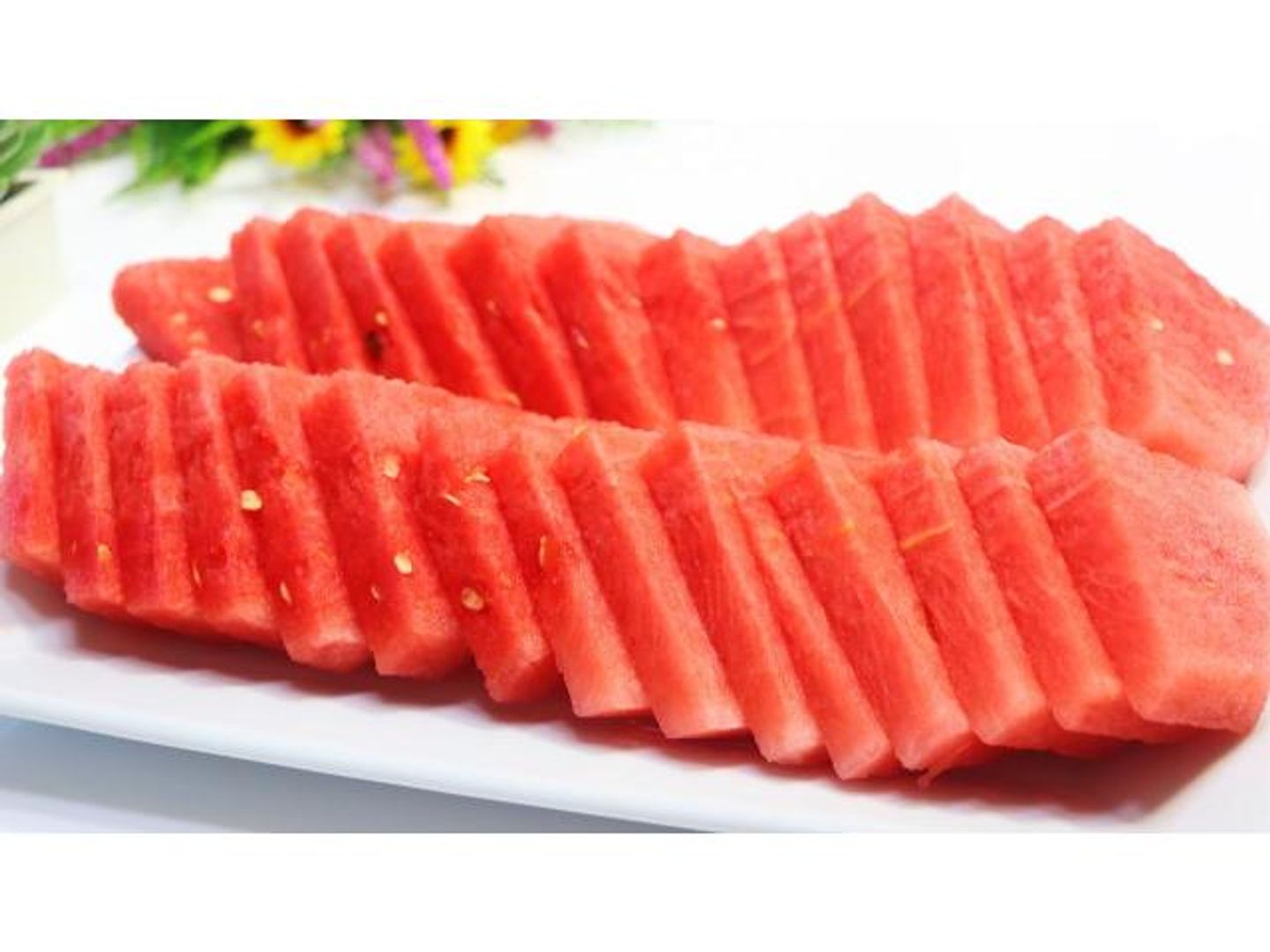 قطع بطيخ - وسط