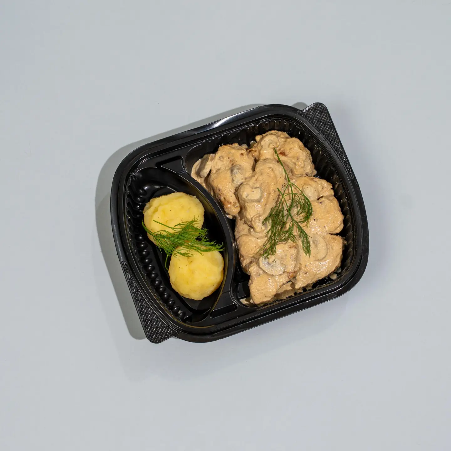 دجاج كريمة بالفطر - الوسط ١٥٠ جرام