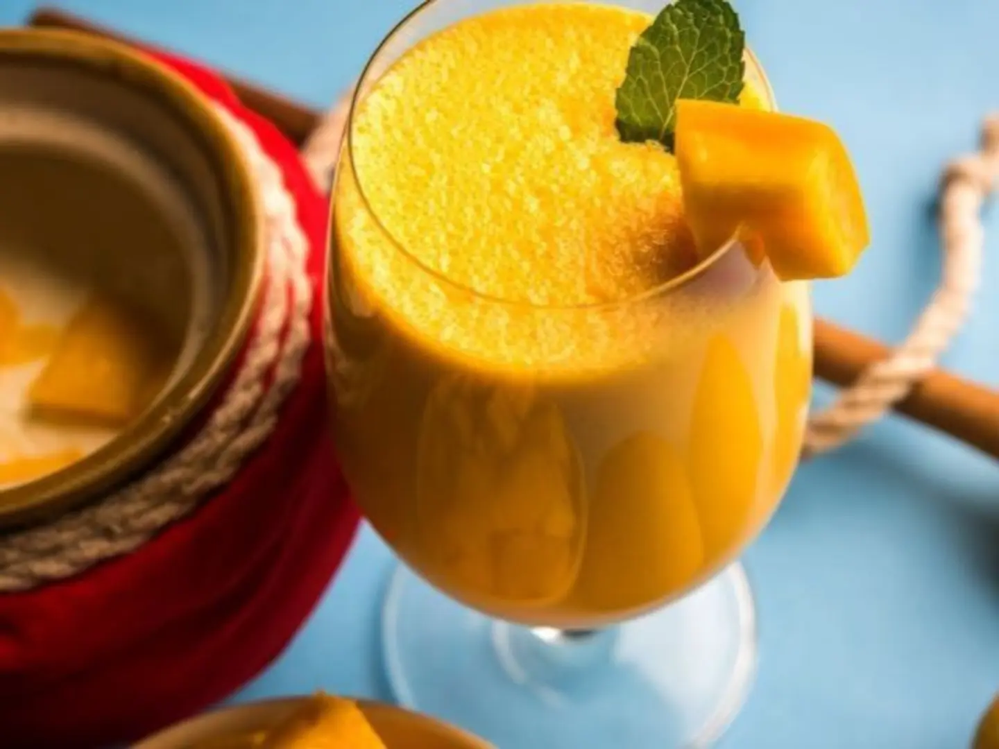 مانجو شيك - وسط