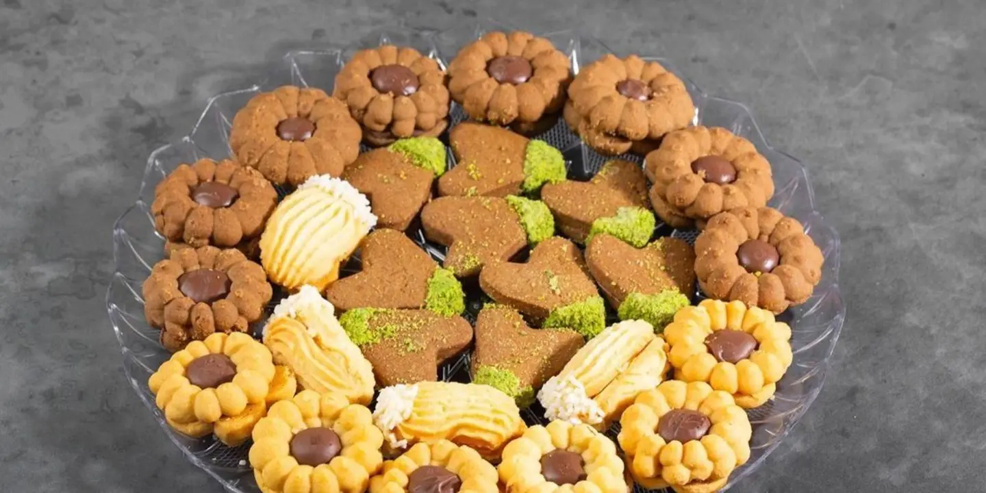 Al Dhawq Rami for sweets cover