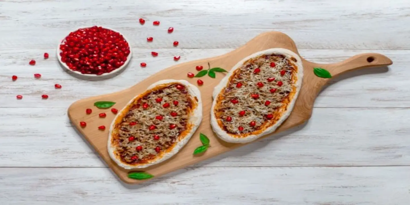 Al-Tannour Falafel & Pastries cover