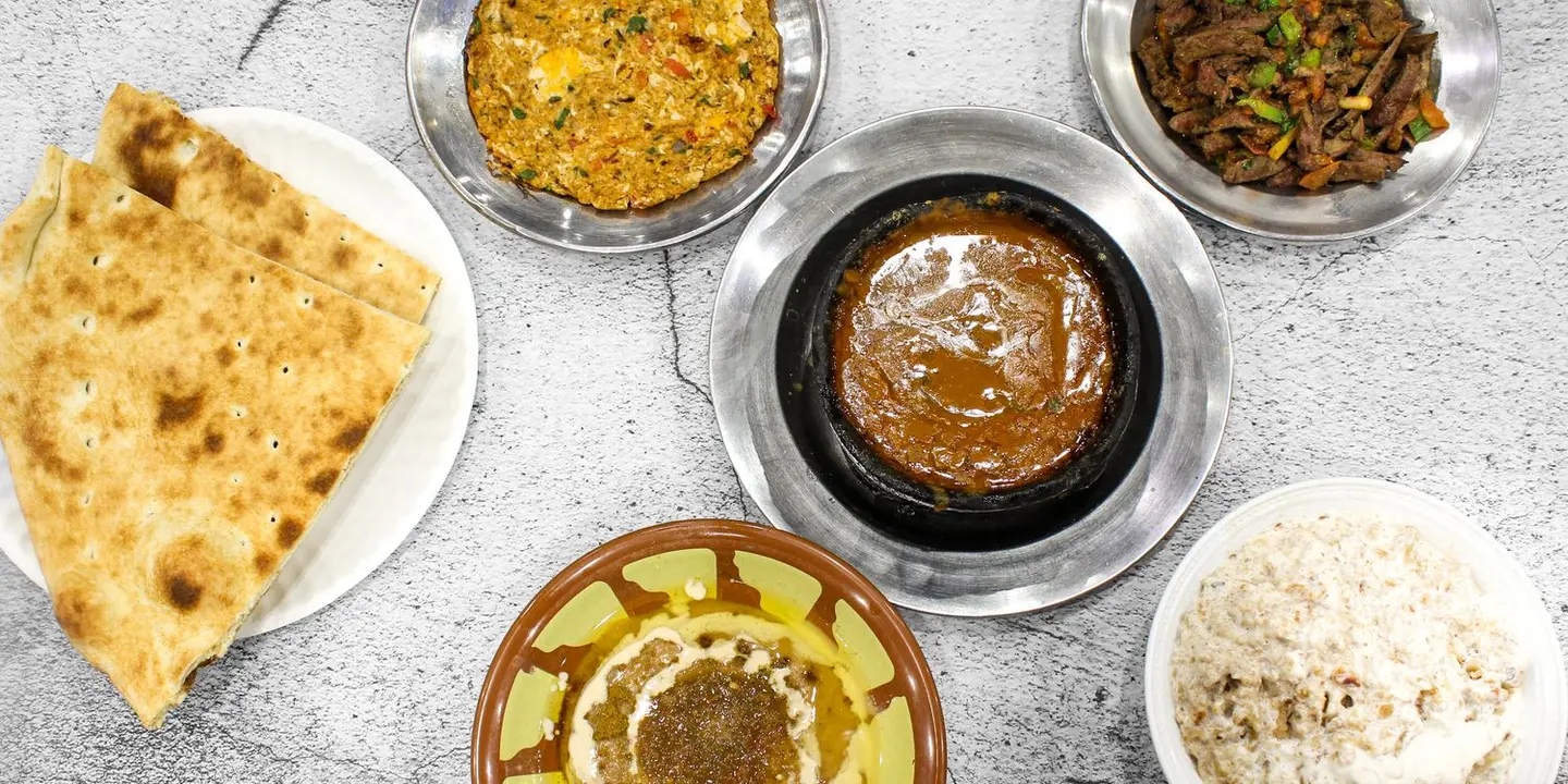 مطعم طعم الأنس للأكلات الشعبية cover