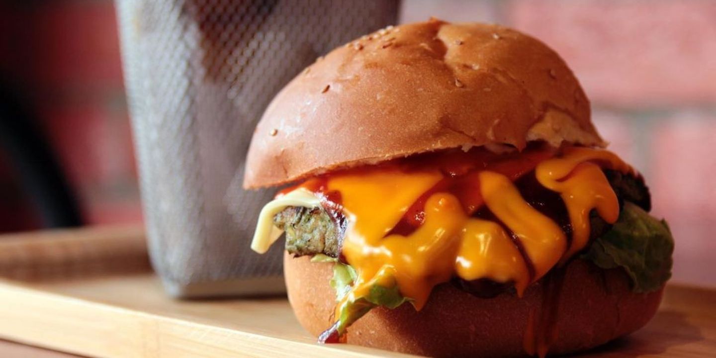 Popeye Burger cover