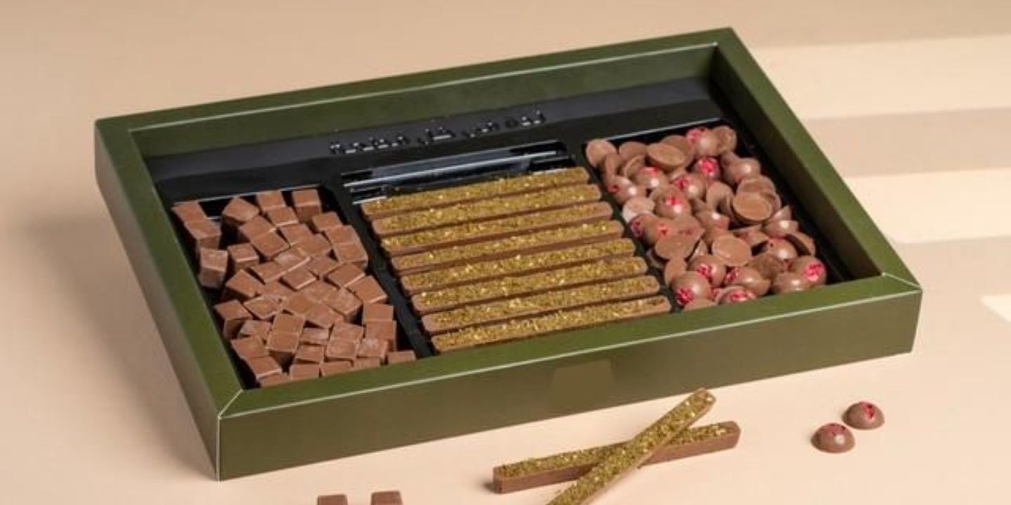 جوليانا cover