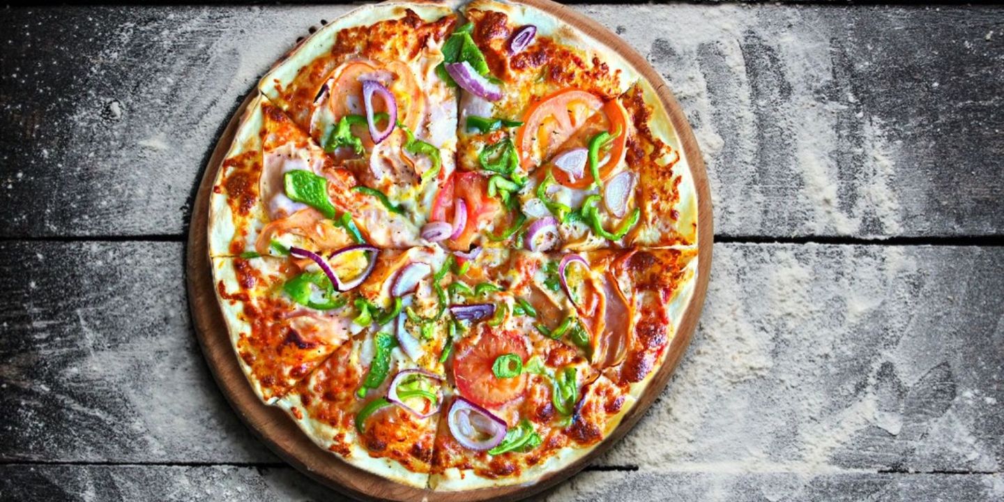 TTWEST PIZZA cover