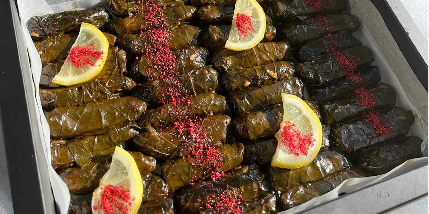ورق عنب دبس cover
