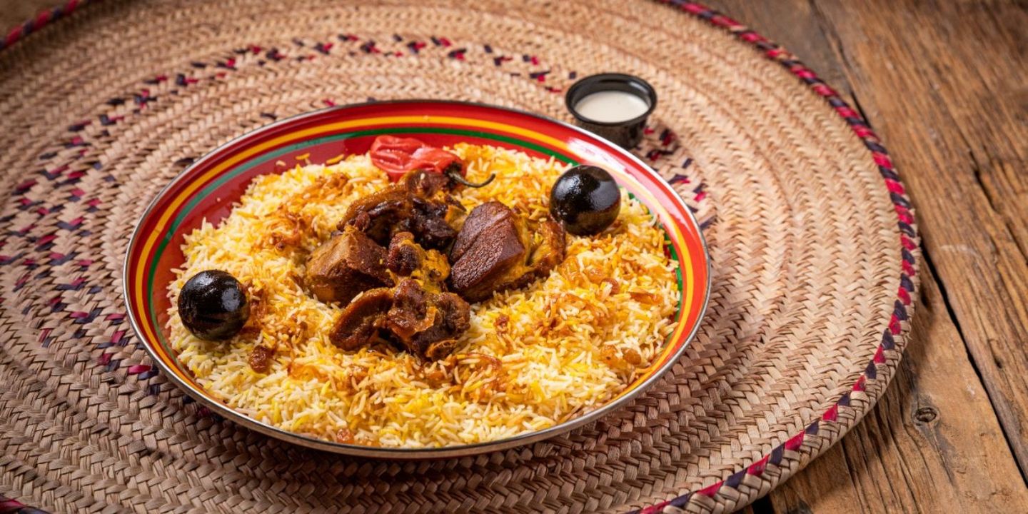 مقلوبة الحارة  cover