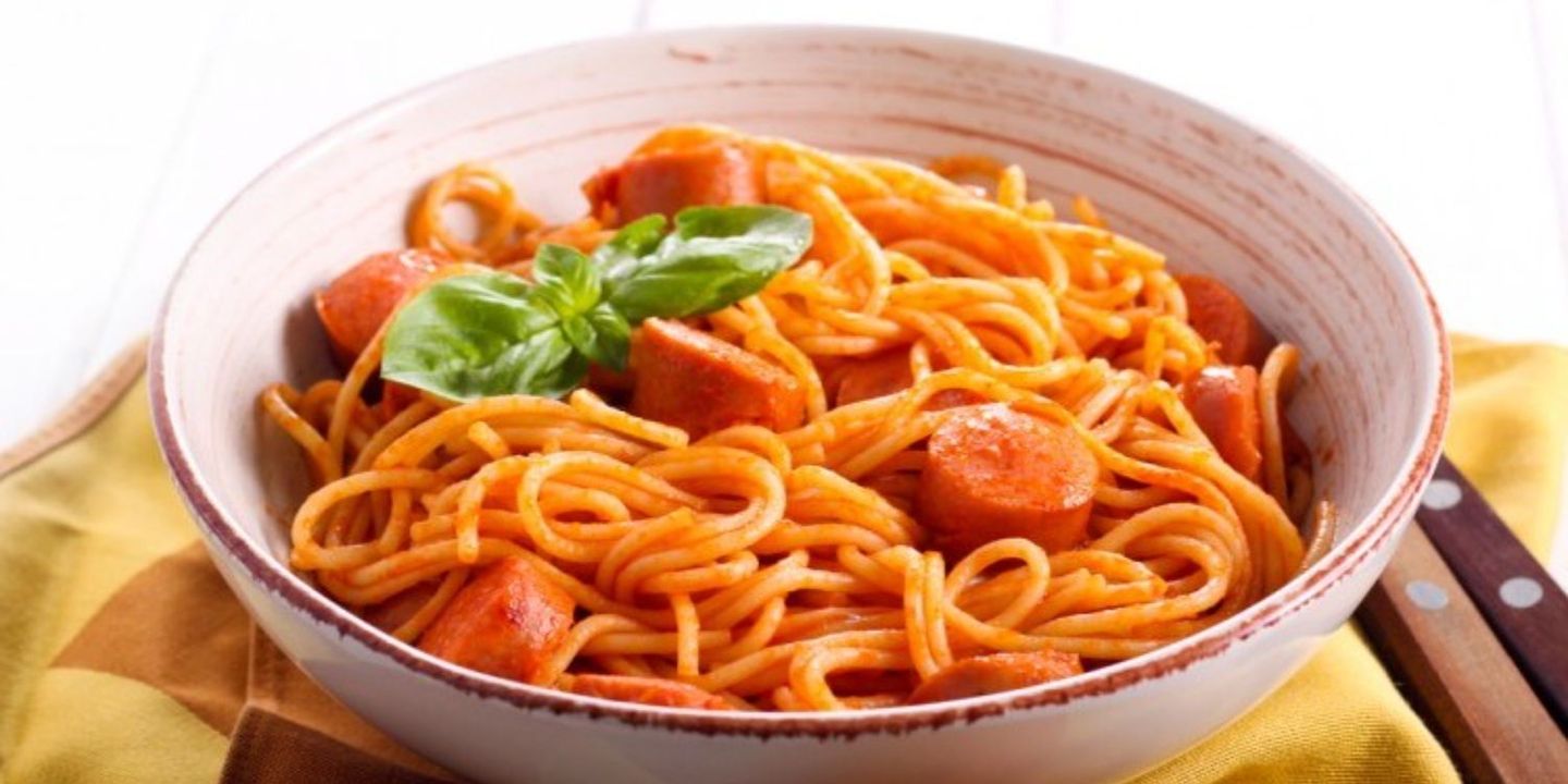 Pasta plus cover