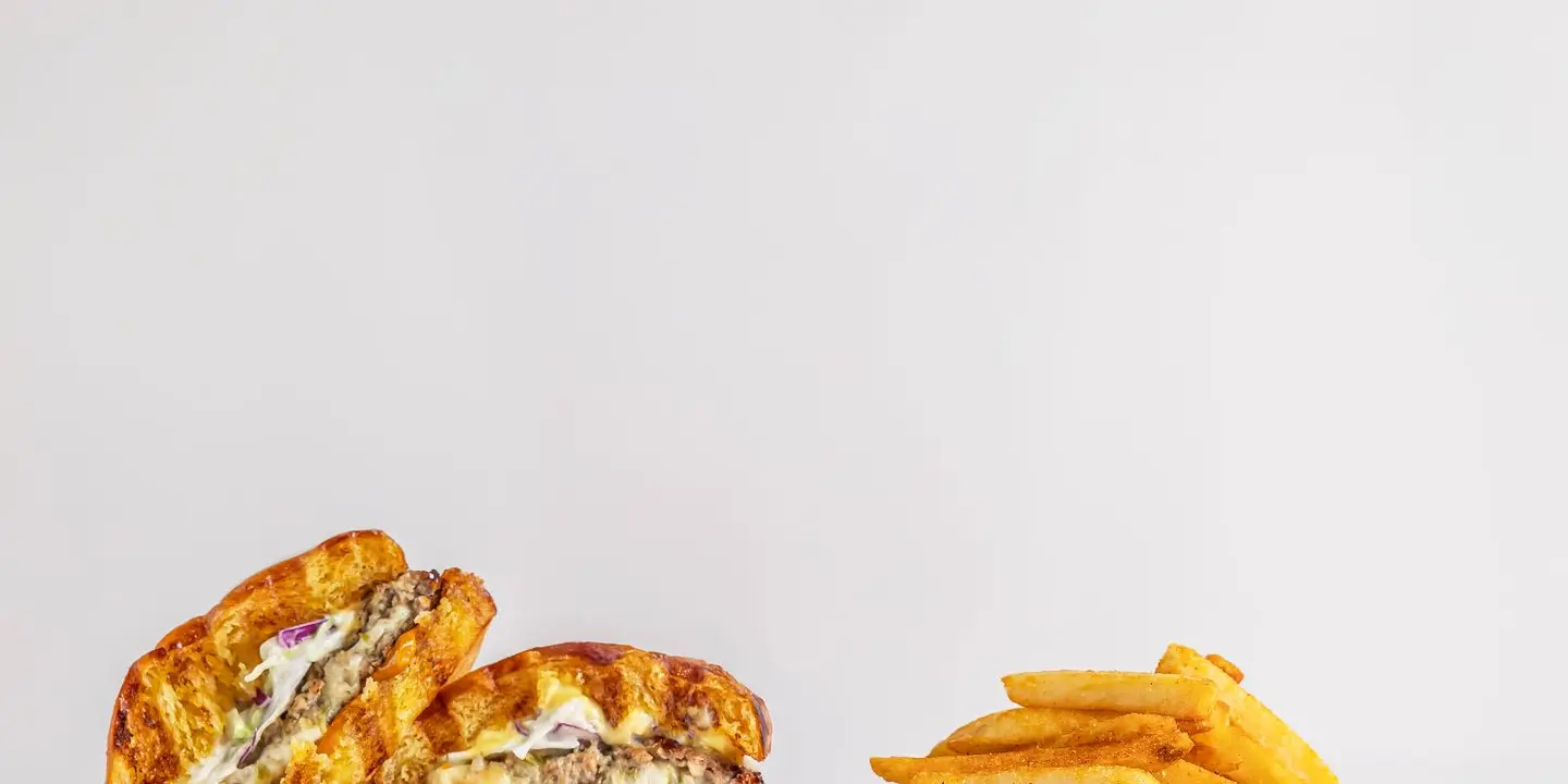 Sarah Dahham Al-Shammari buffet cover