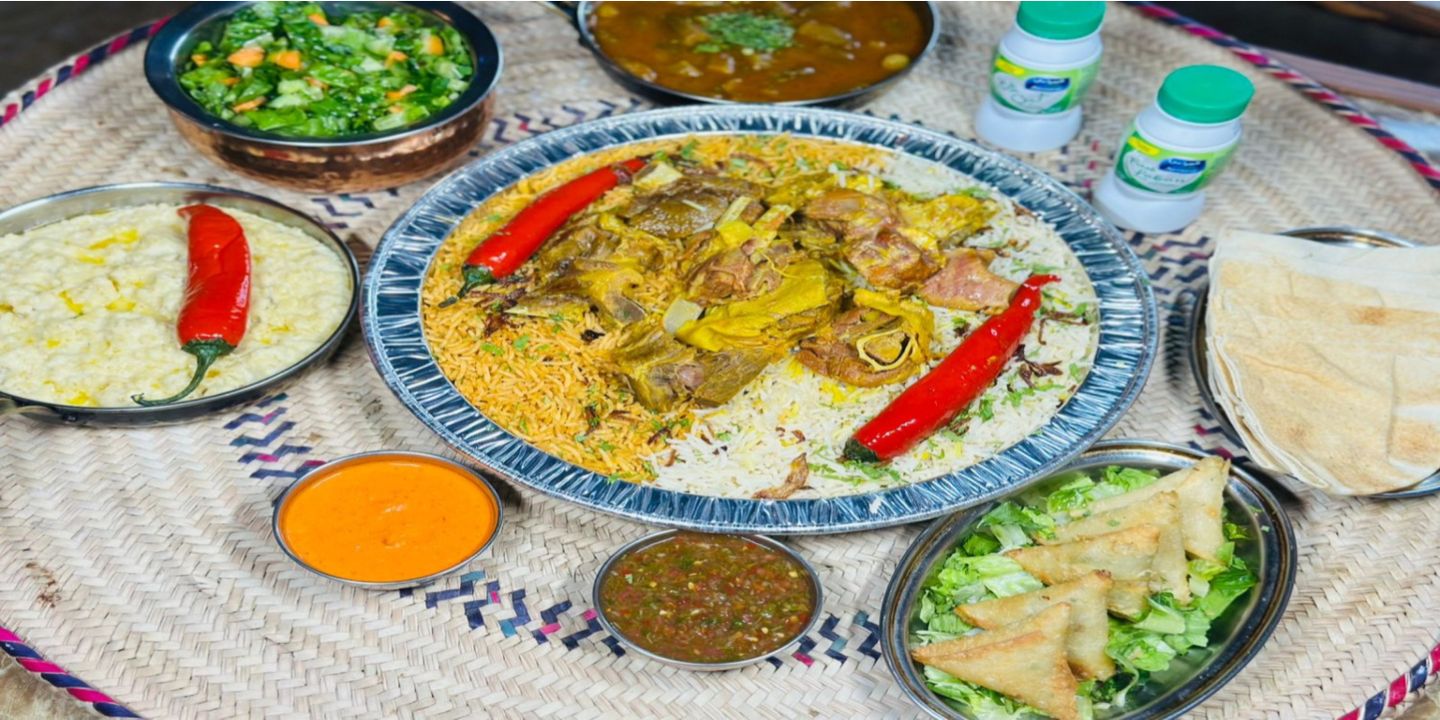 ولائم نجدية hero
