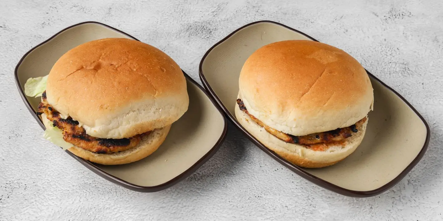 وطني برجر cover