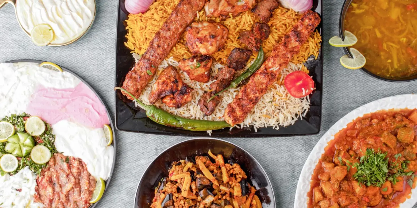 مطعم التنور للمشويات cover