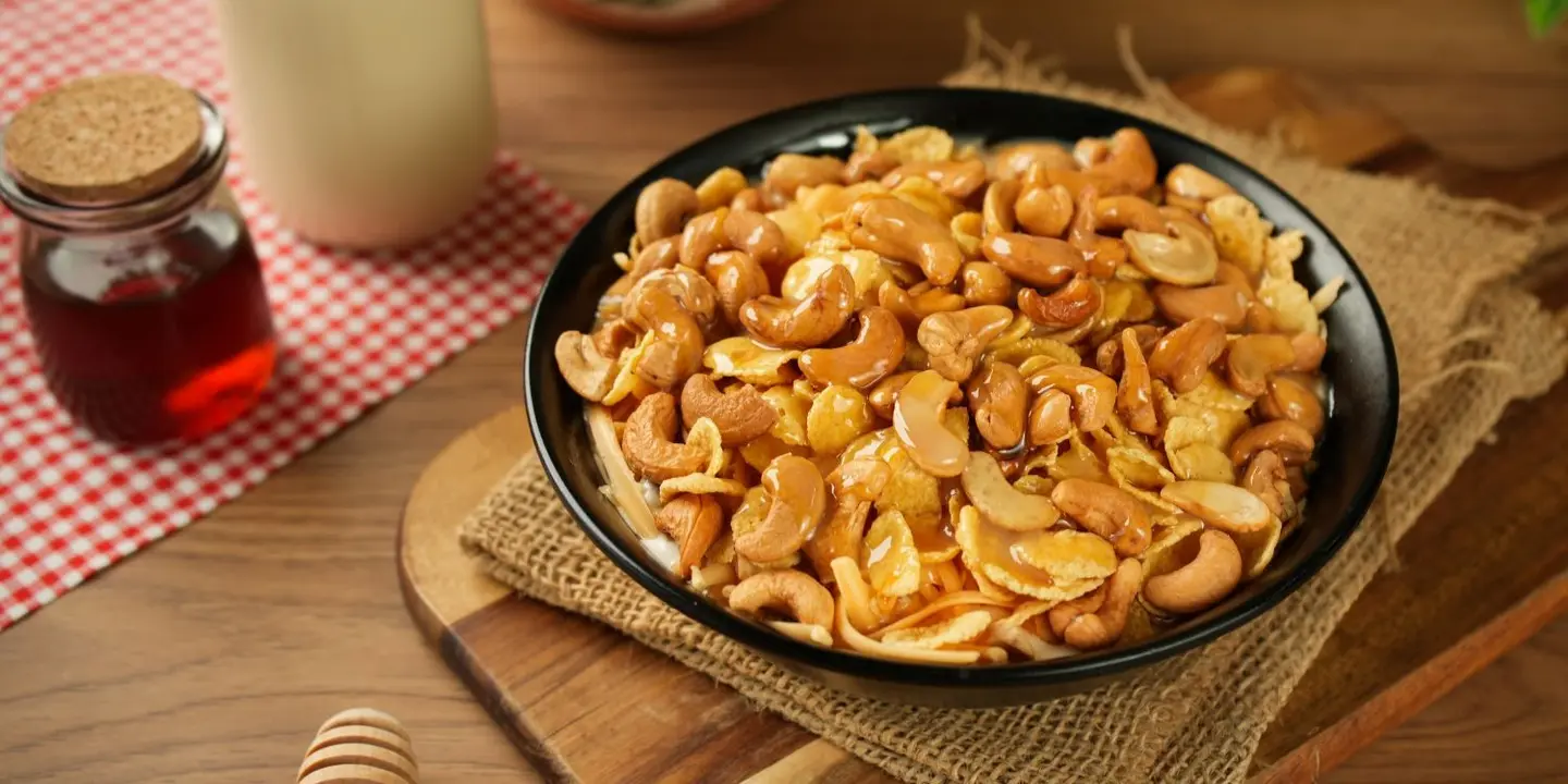 Deira Golden Arika cover