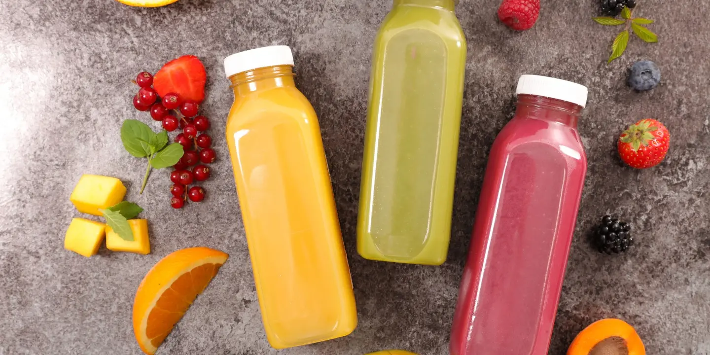 ريوق وعصير cover