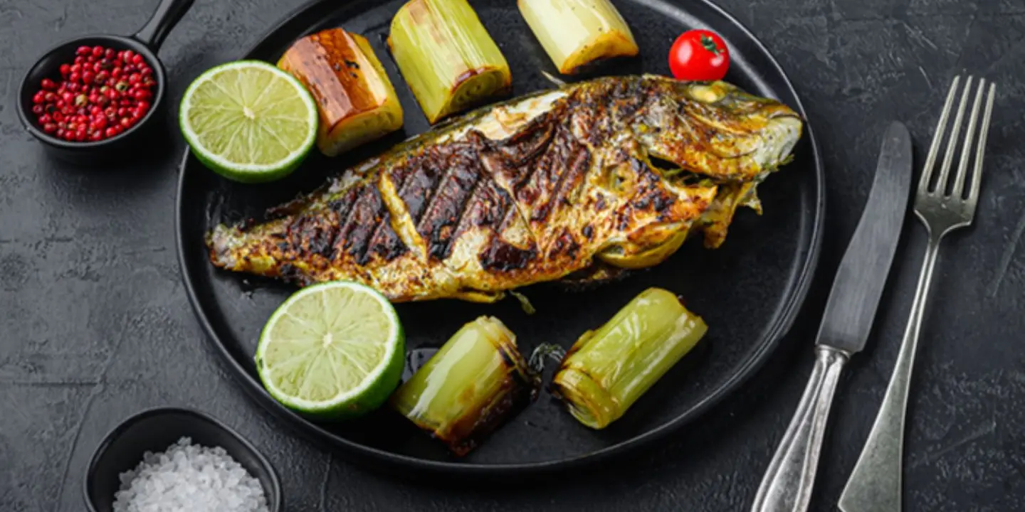 مطاعم  سمك متبل   cover