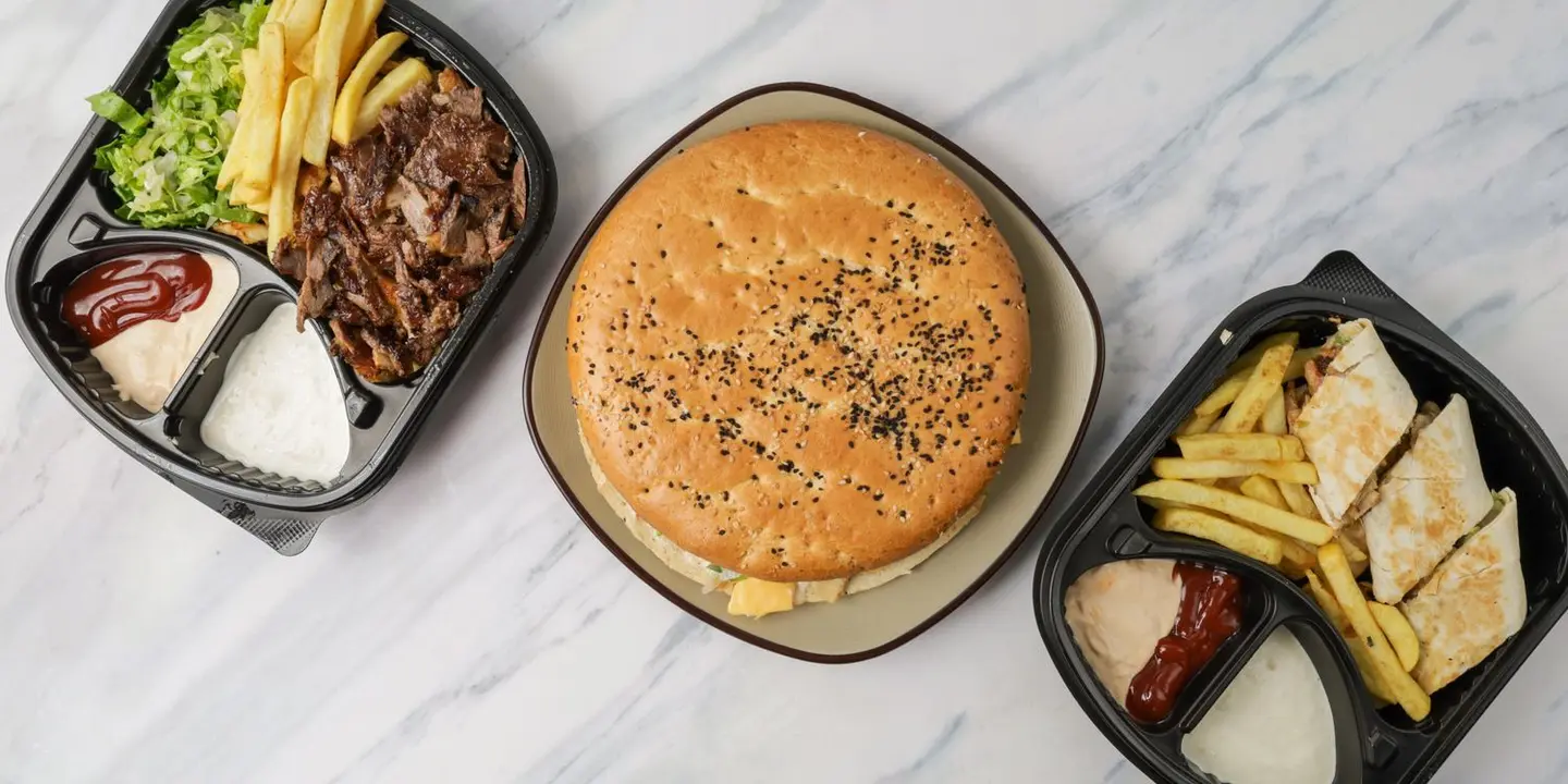 شاورما وبرجر المنار  cover