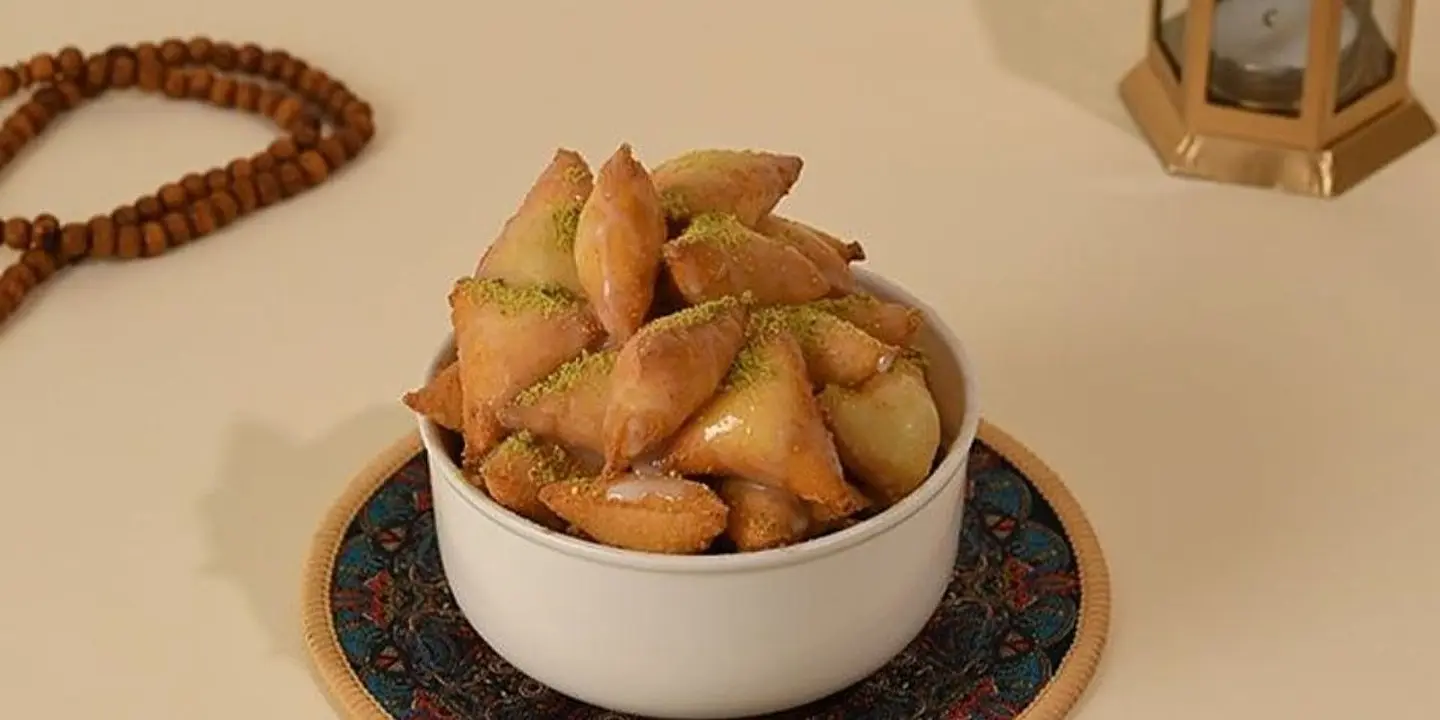 مخبوزة cover
