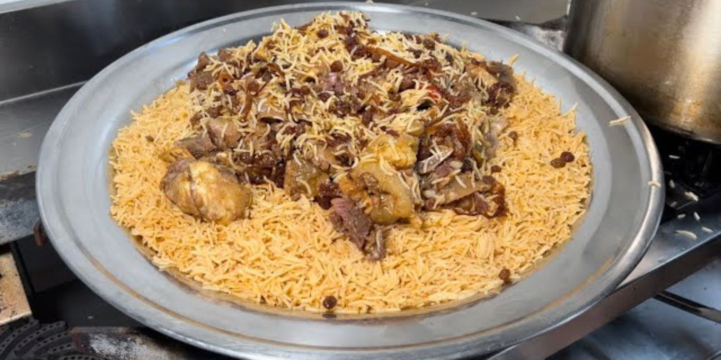 بادي cover