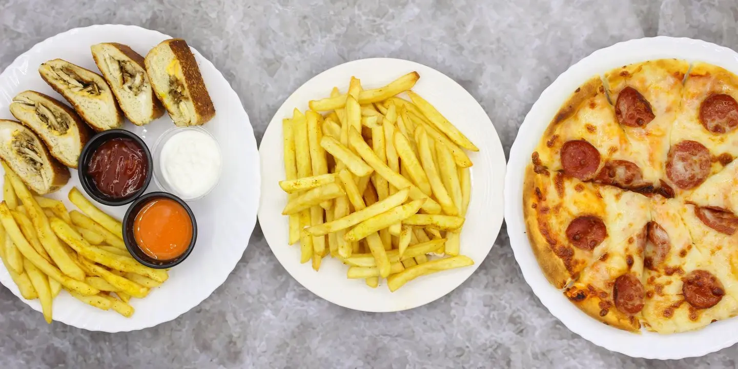 shawaruma  almadhaq cover