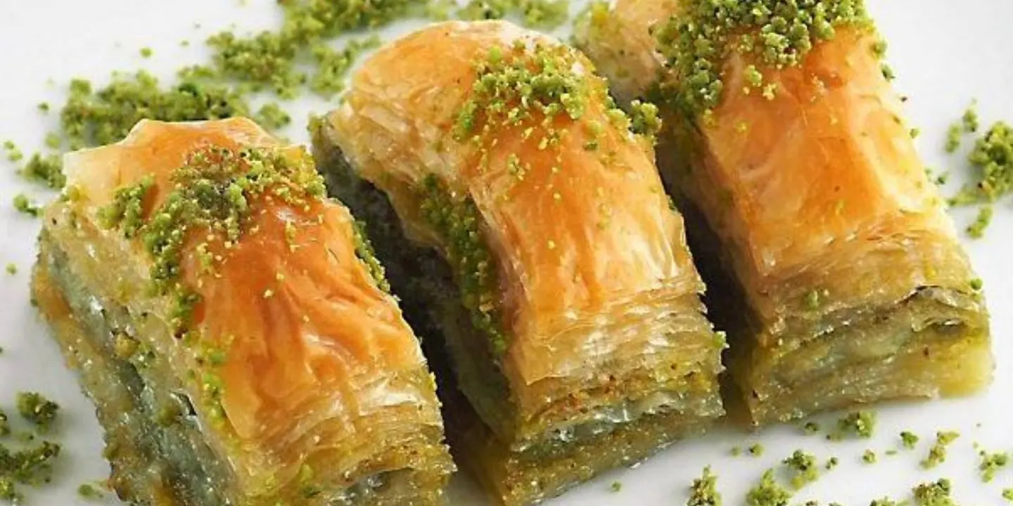 تاج الحلو cover