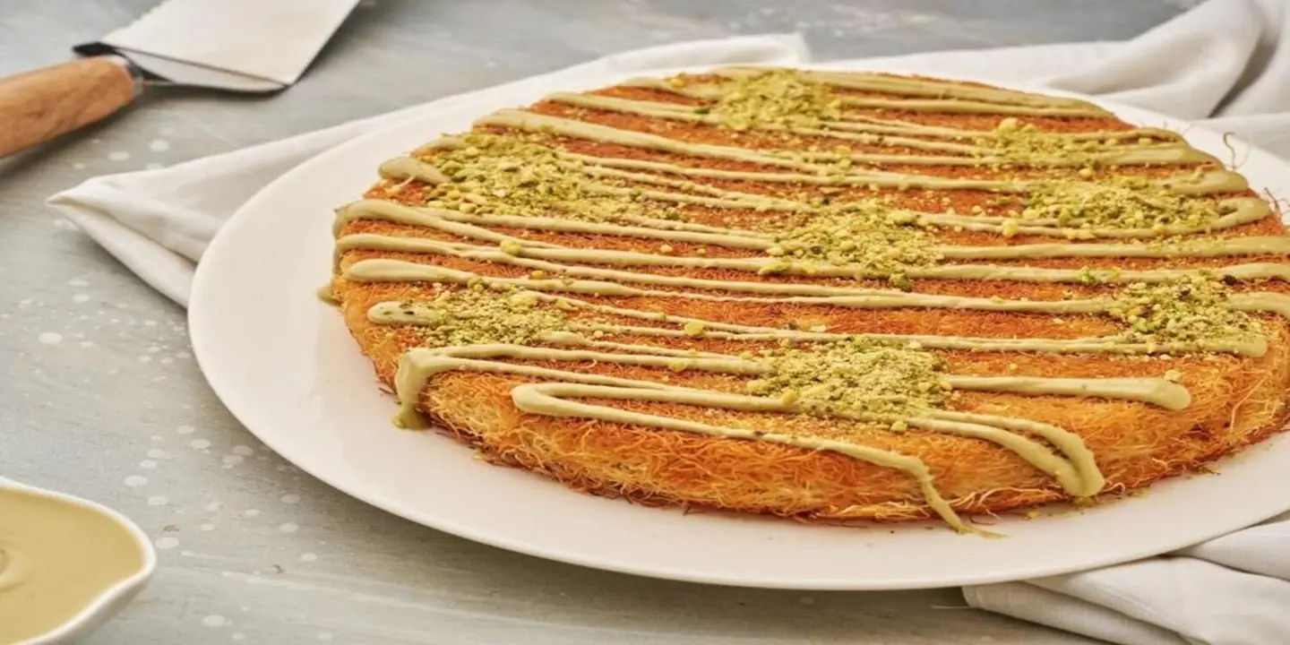 مرسل عليكم cover