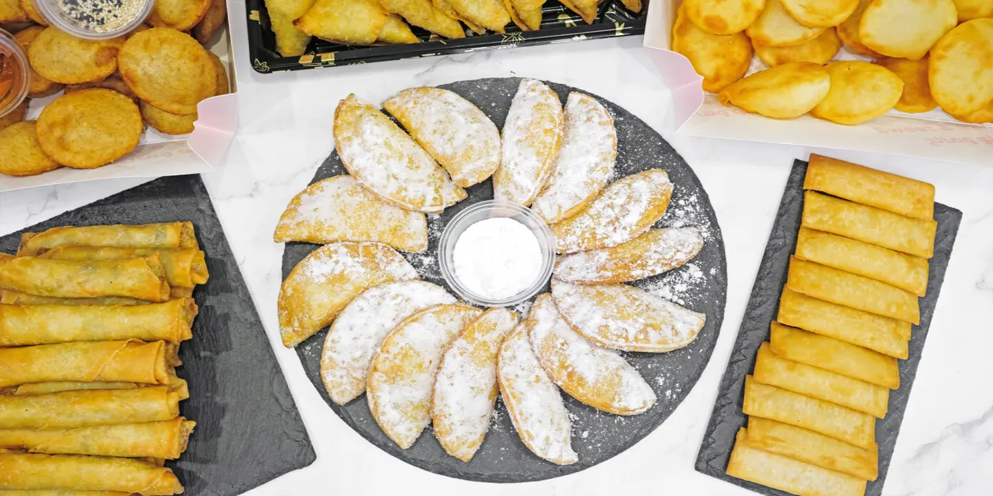 حلو ومالح cover