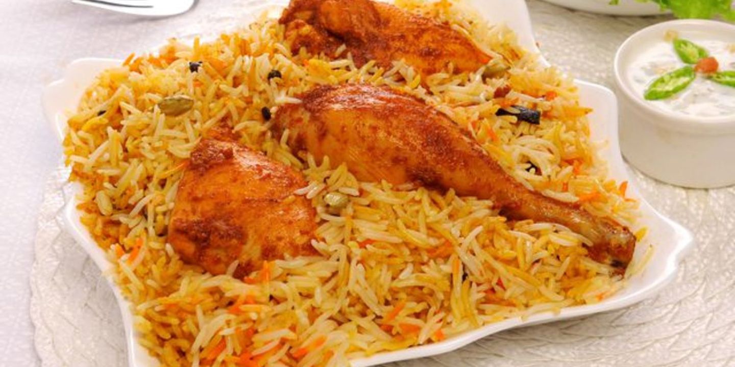 شباب عنيزة cover