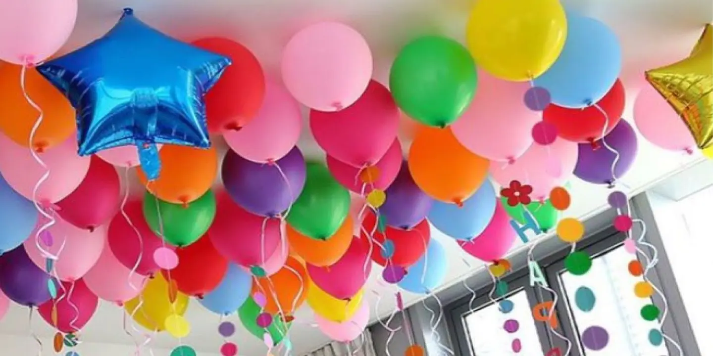 The Balloon gift cover