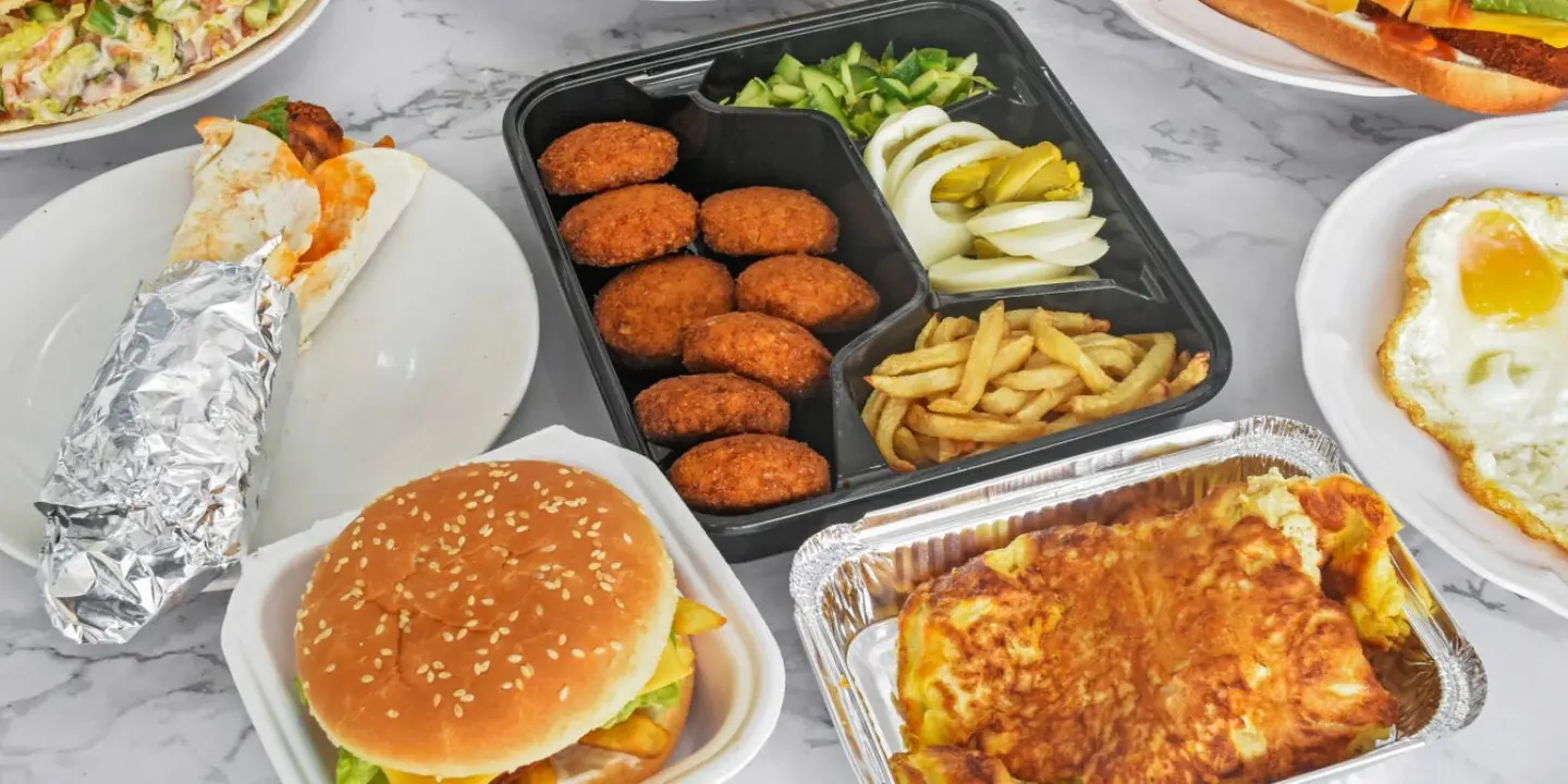 بيض ونص cover