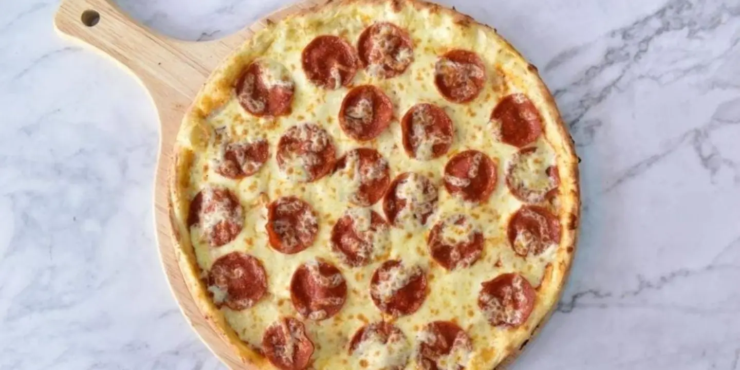Juices and pizza alhara cover