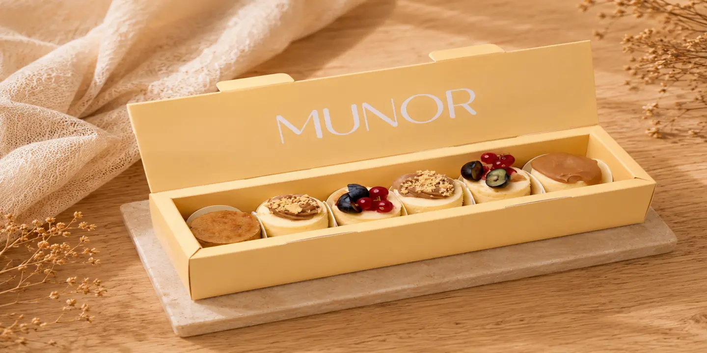 MUNOR cover