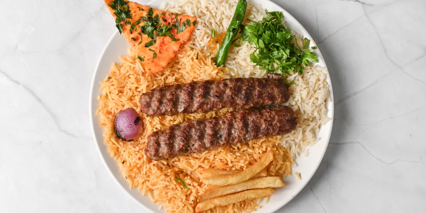مطعم ومشويات ريوف  cover