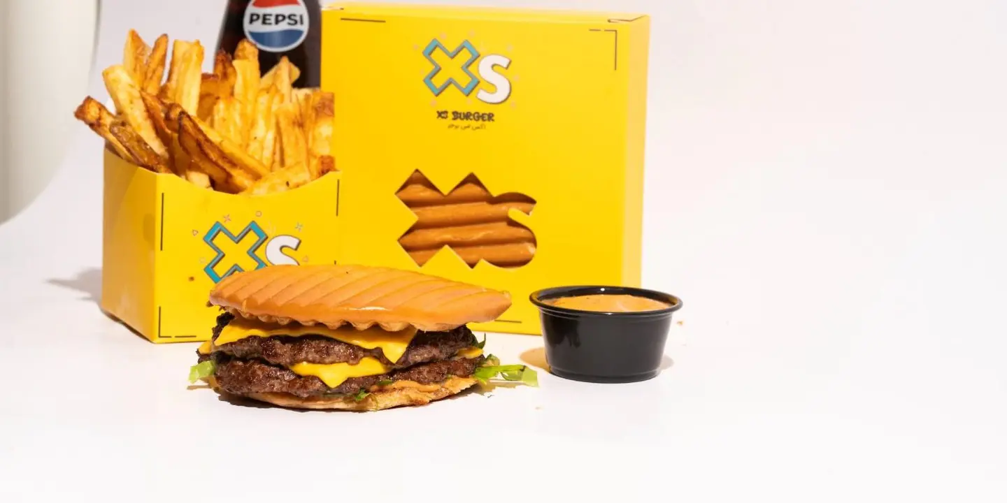 XS Burger cover