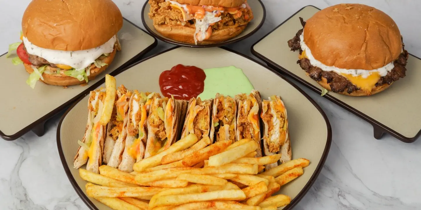 كوما برجر اند فرايز cover