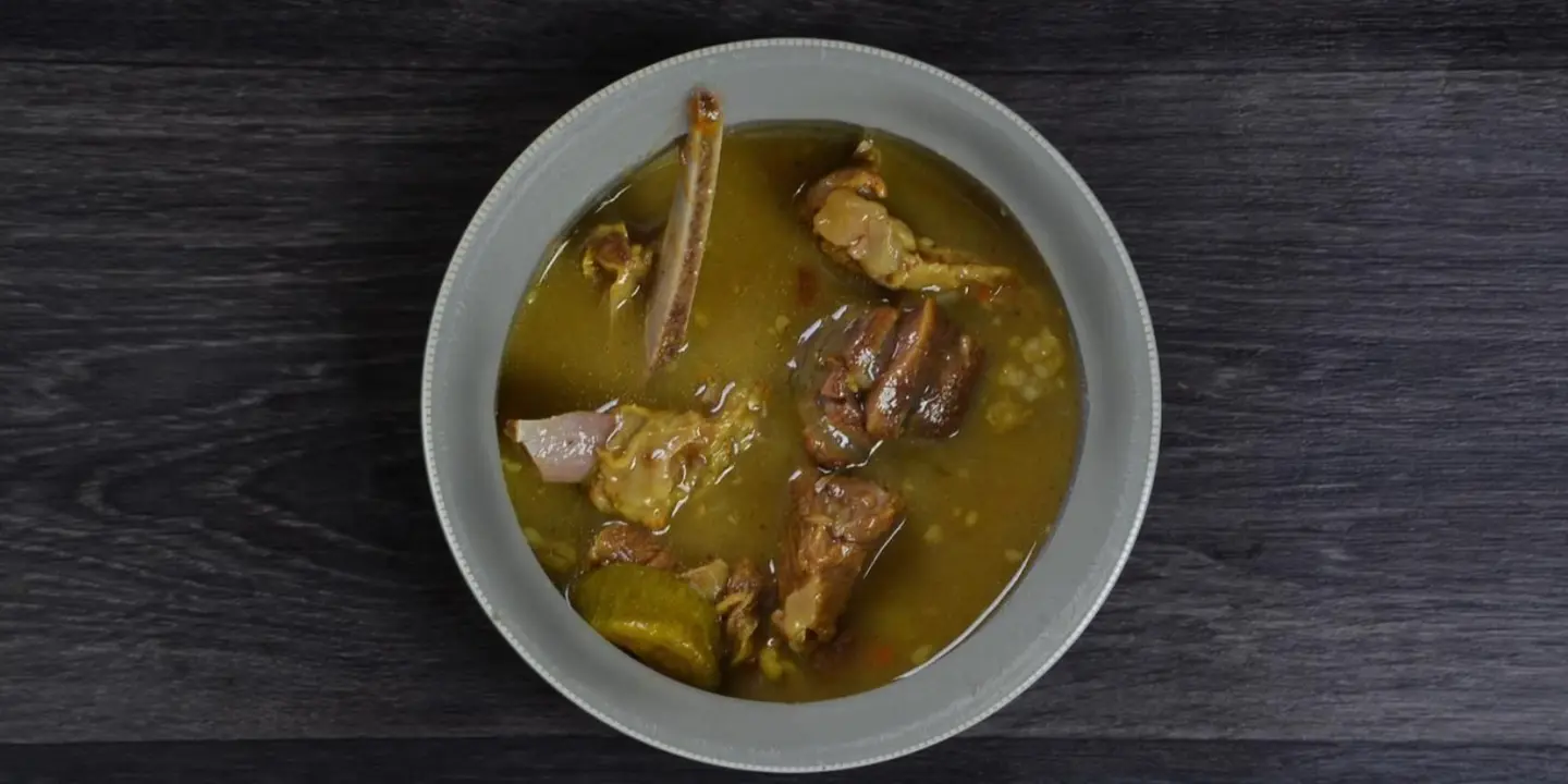 مطعم حنيذ نجم وطني cover