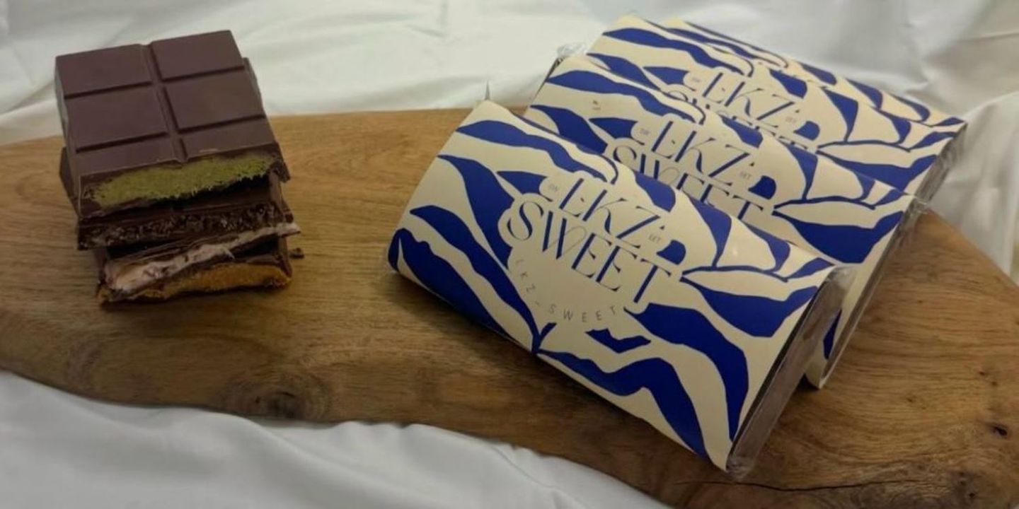 Lkz Sweet cover