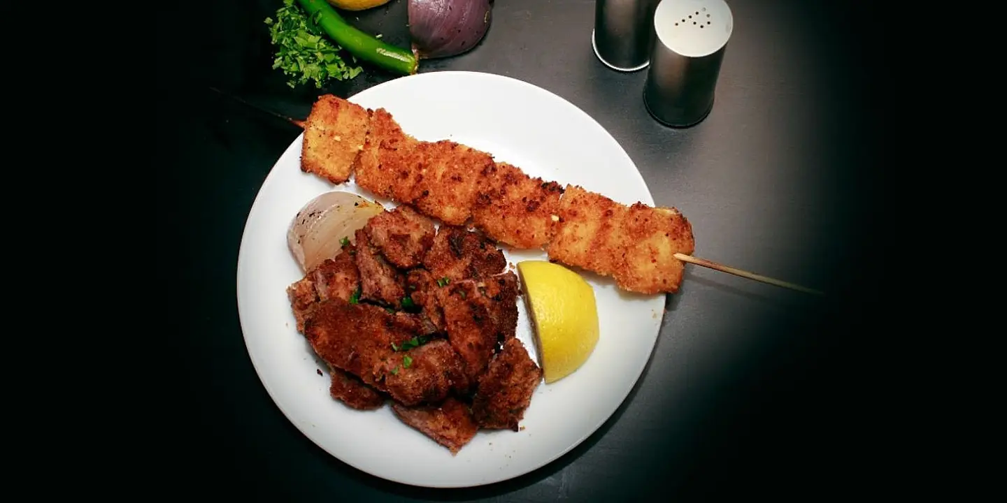 عالم السيريه cover