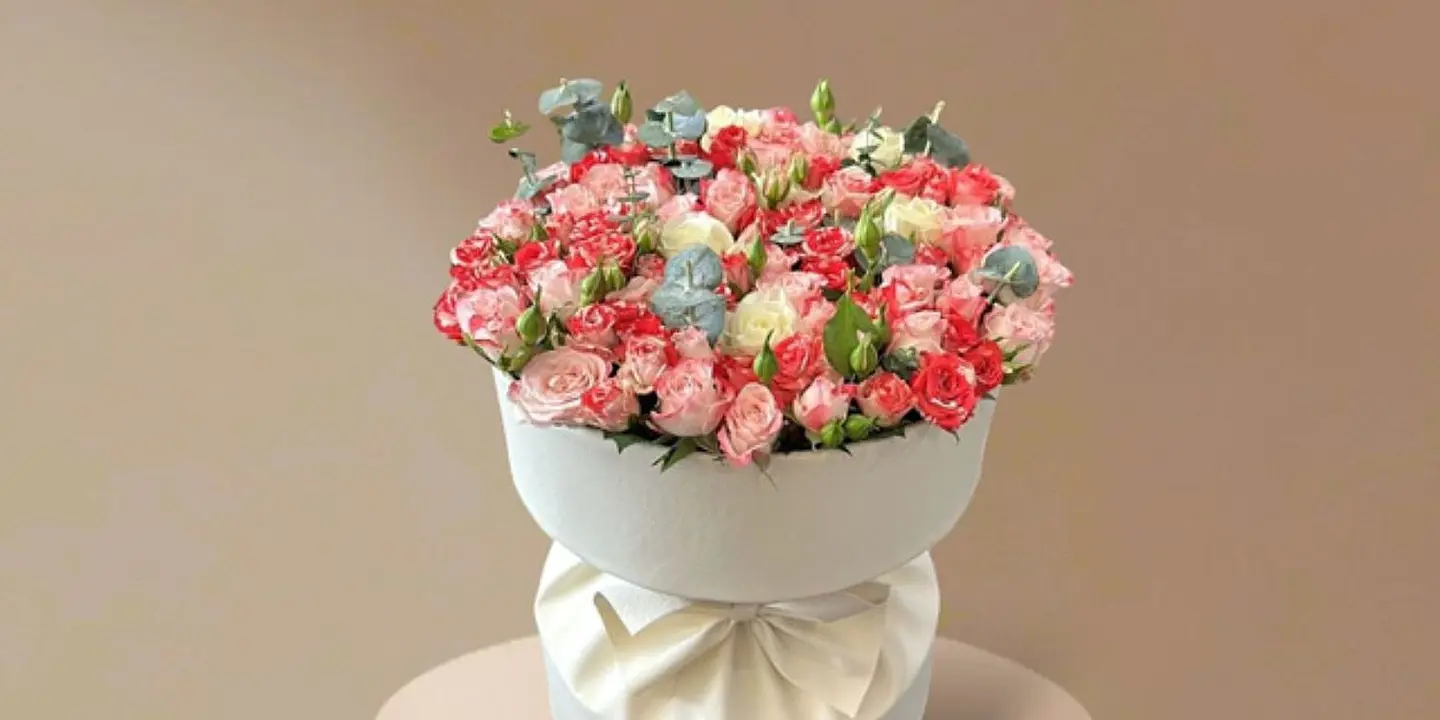 لمستين ورد  cover