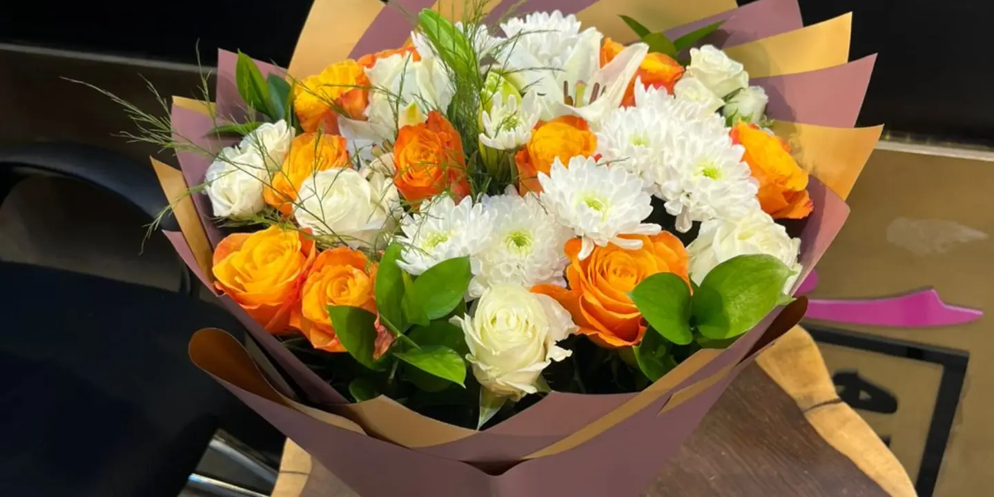 هدية لينا cover