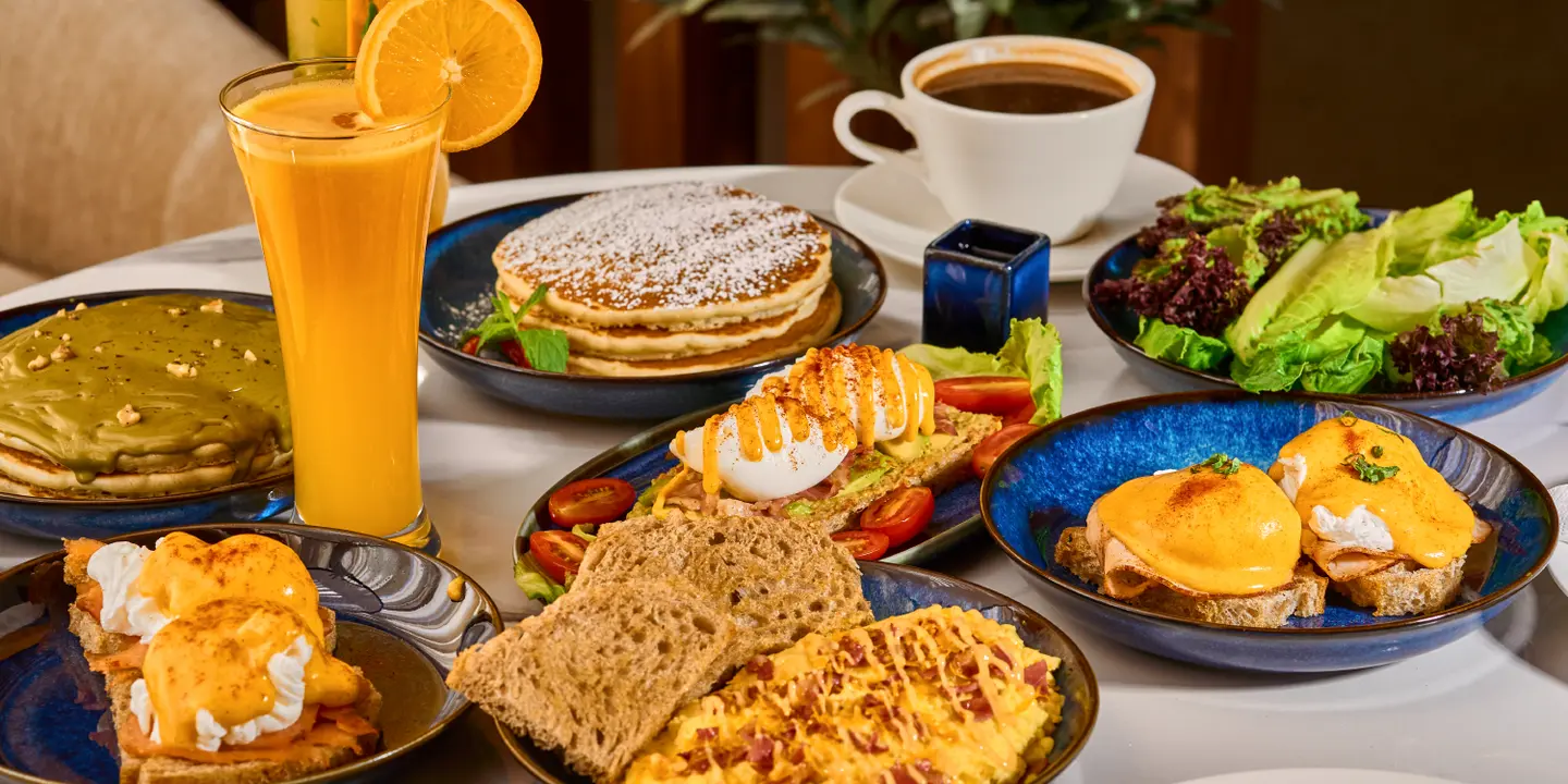 Zwaya restaurant and cafe cover