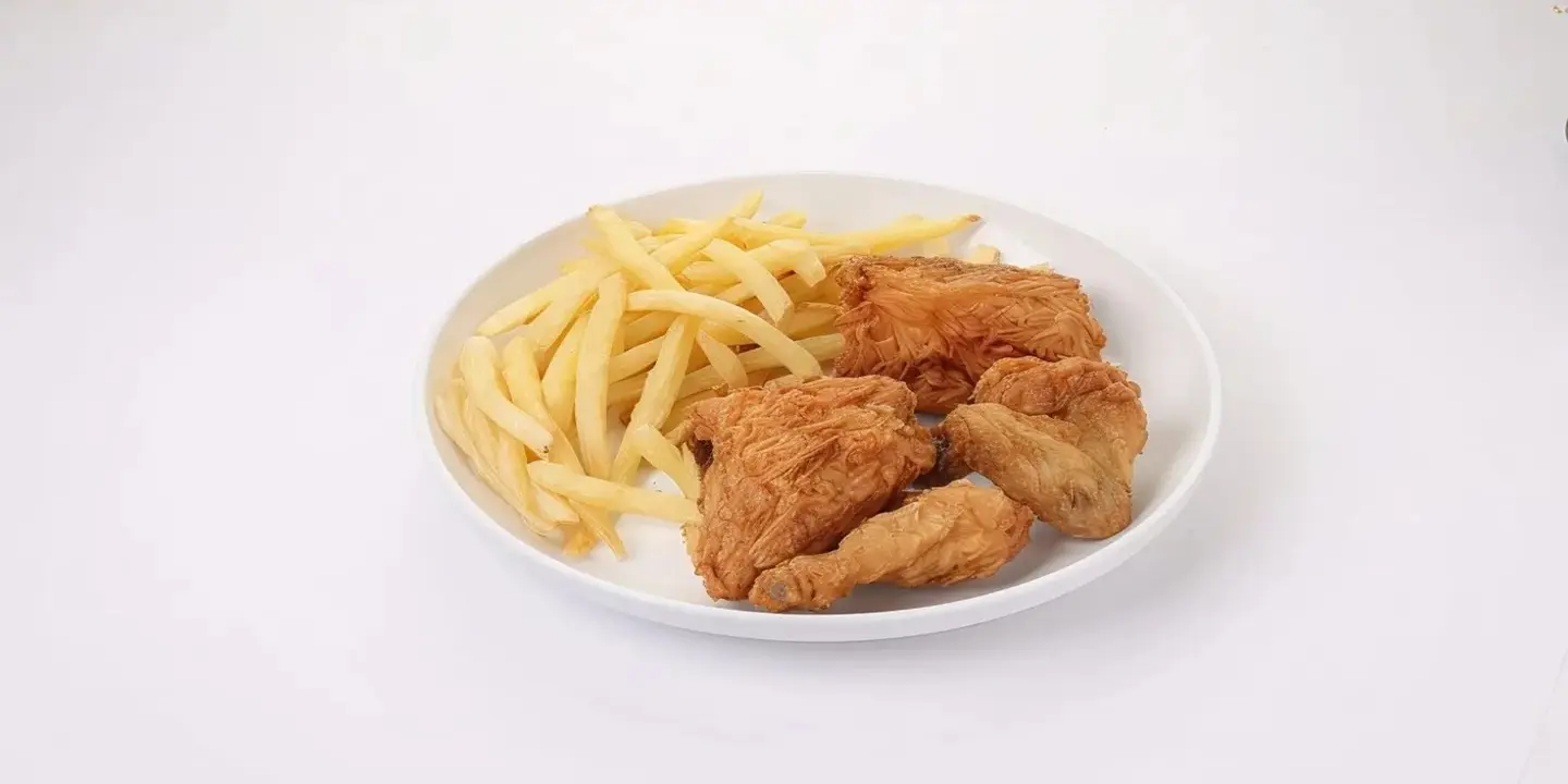 Broast with a sprinkle of sauce cover