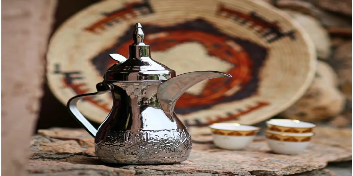 دلة وتمرة cover