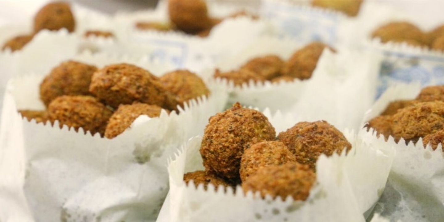 ريوق عبدو cover