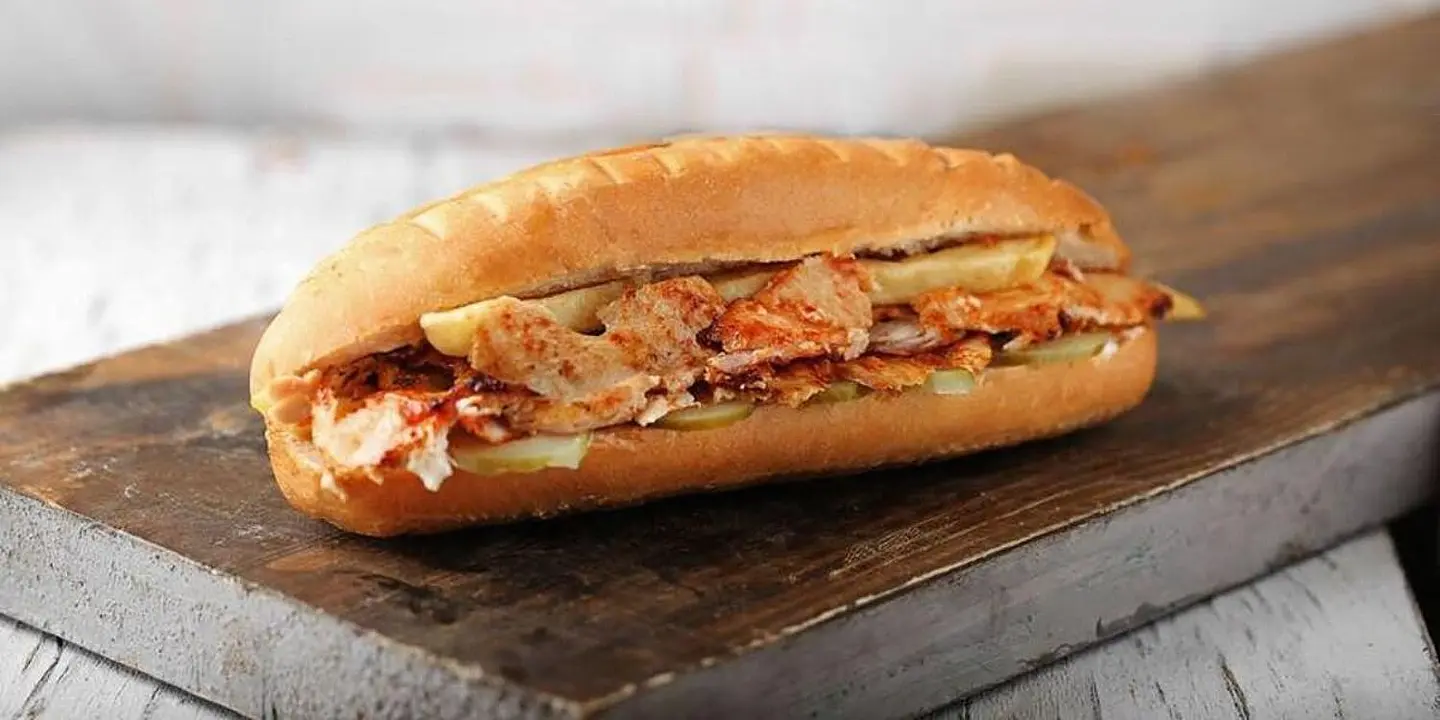 السلطانه لشاورما cover