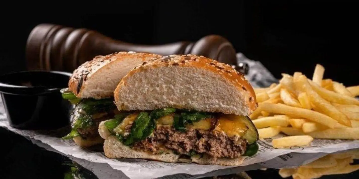 لحم وحطب cover