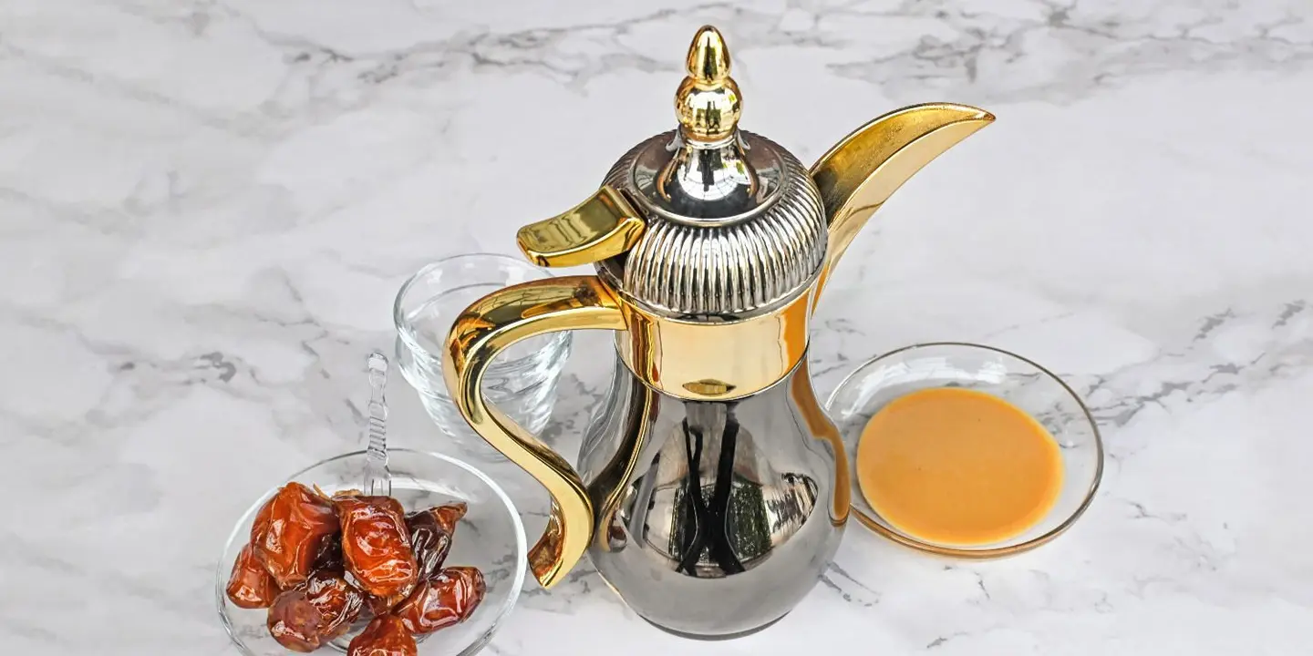 ديوانية ثمانية cover