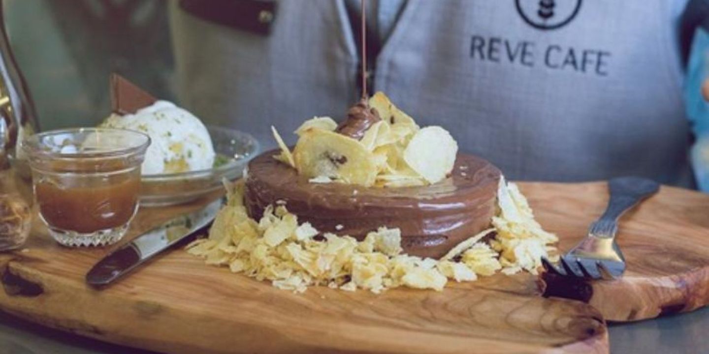 Reve Cafe cover
