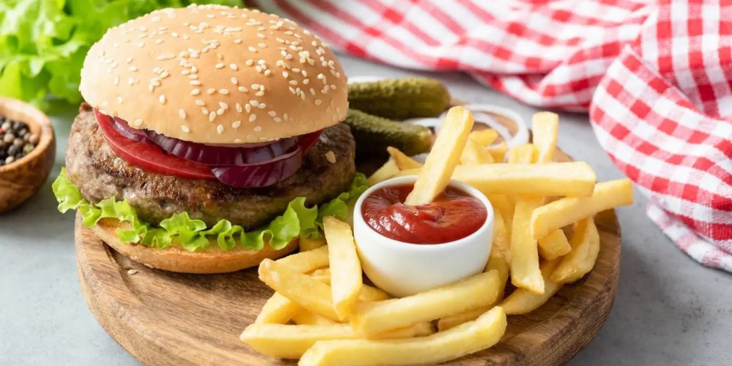 Qaf burger cover